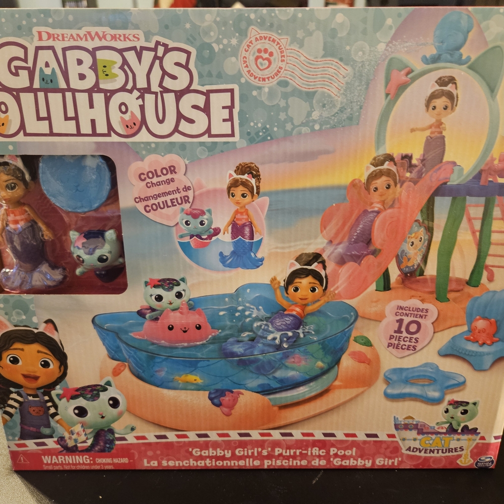 Gabby's Dollhouse Purr-ific Pool Playset NWT Closed Box